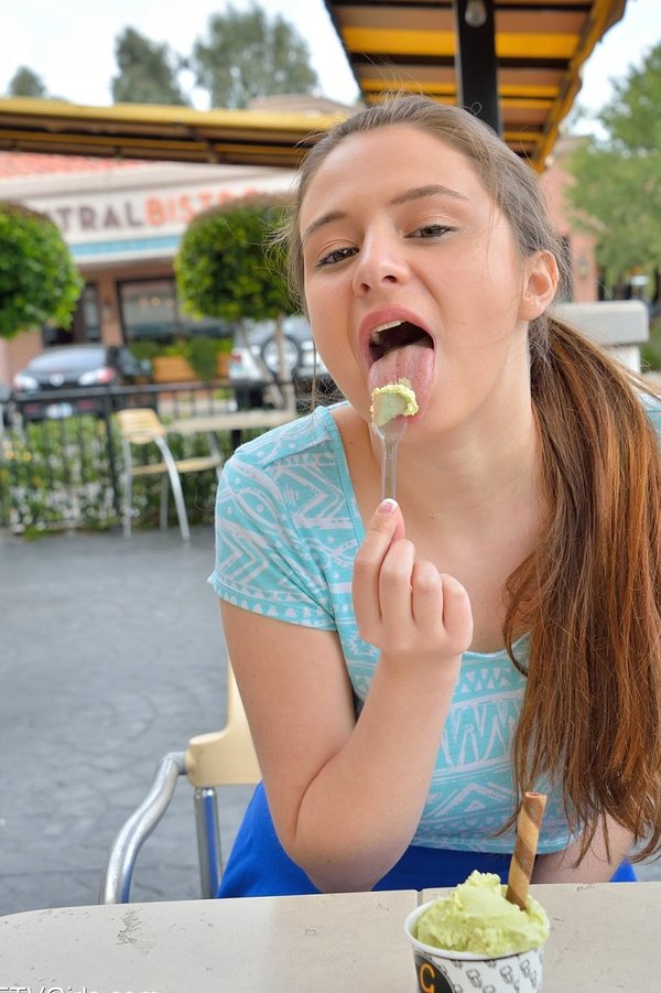 Маргаритка, 50 лет, 1 размер груди